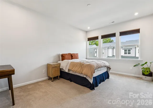 Photo 4 of Townhouse for sale at 3132 Hutton Gdns Ln, Charlotte, NC 28269 | MLS# 4422591 | Listing updated on 2026-09-09