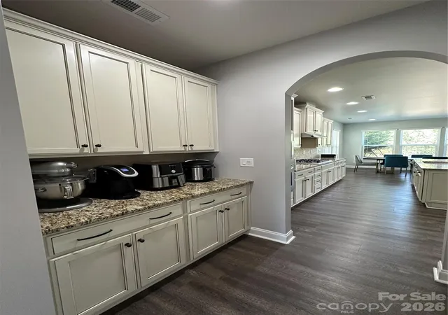 Photo 4 of Single family home for sale at 1004 Fallondale Rd, Waxhaw, NC 28173 | MLS# 4422739 | Listing updated on 2026-09-09