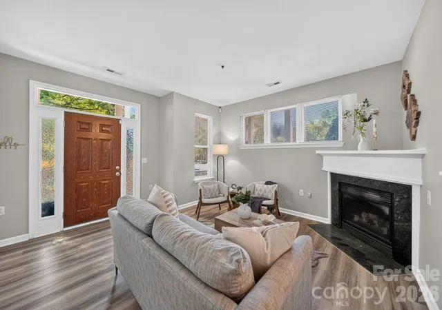 Listing Photo 5 - Condo for sale in building located at 601 N Davidson St, Charlotte, NC 28202