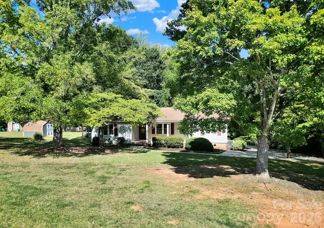 Photo 3 of Single family home for sale at 3015 Pageland Hwy, Lancaster, SC 29720 | MLS# 4423845 | Listing updated on 2026-10-04