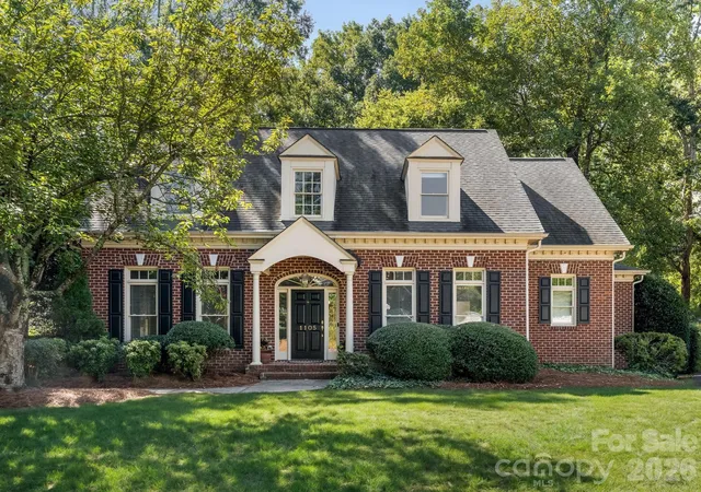 Single family home for sale at 1105 Randolph Oaks Ct, Charlotte, NC 28211 | MLS# 4423883