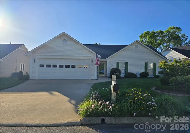 Photo 2 of Single family home for sale at 77 Stonehollow Rd, Fletcher, NC 28732 | MLS# 4424309 | Listing updated on 2026-09-16
