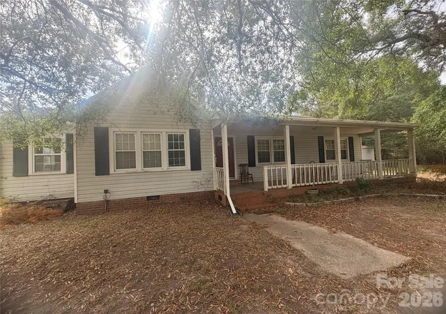 Photo 1 of Single family home for sale at 171 Fox Run Rd, Lancaster, SC 29720 | MLS# 4424609 | Listing updated on 2026-10-02