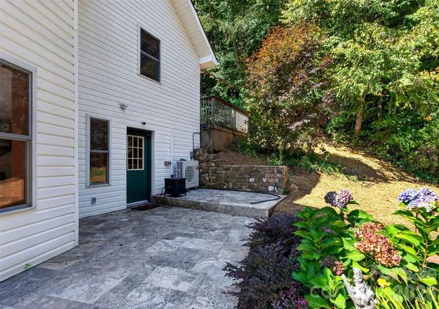 Photo 4 of Single family home for sale at 267 Morning Glory Ln, Marshall, NC 28753 | MLS# 4424743 | Listing updated on 2026-09-17