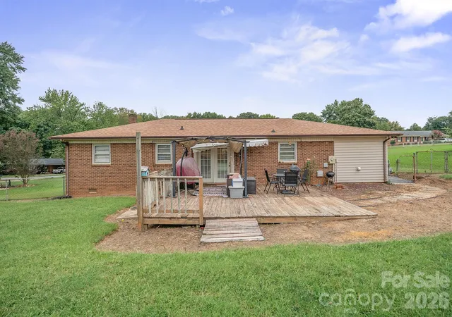 Photo 3 of Sale Pending at 1782 Cameron Rd, Lincolnton, NC 28092 | MLS# 4425083 | Listing updated on 2026-09-30