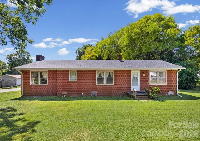 Photo 1 of Sale Pending at 610 Union Cemetery Rd Sw, Concord, NC 28027 | MLS# 4425181 | Listing updated on 2026-09-20