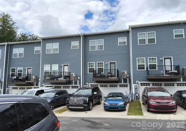 Photo 3 of Townhouse for sale at 1205 May Apple Dr, Matthews, NC 28104 | MLS# 4425216 | Listing updated on 2026-09-17