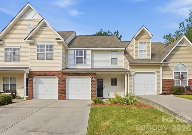 Photo 3 of Townhouse for sale at 1719 Hidden Crk Dr, Rock Hill, SC 29732 | MLS# 4425298 | Listing updated on 2026-10-01