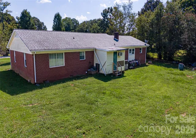 Photo 3 of Single family home for sale at 613 Plato Lee Rd, Shelby, NC 28150 | MLS# 4425444 | Listing updated on 2026-09-17