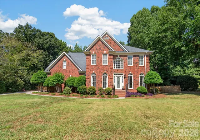Photo 1 of Single family home for sale at 12135 Darby Chase Dr, Charlotte, NC 28277 | MLS# 4425553 | Listing updated on 2026-10-17