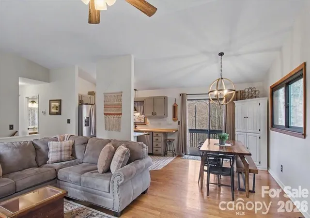 Photo 3 of Single family home for sale at 30 Whippoorwill Dr, Weaverville, NC 28787 | MLS# 4425568 | Listing updated on 2026-09-28