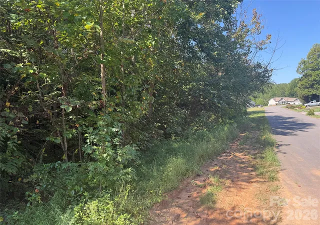 Photo 1 of Land for sale at 145 Sundance Cir, Statesville, NC 28625 | MLS# 4425619 | Listing updated on 2026-09-17
