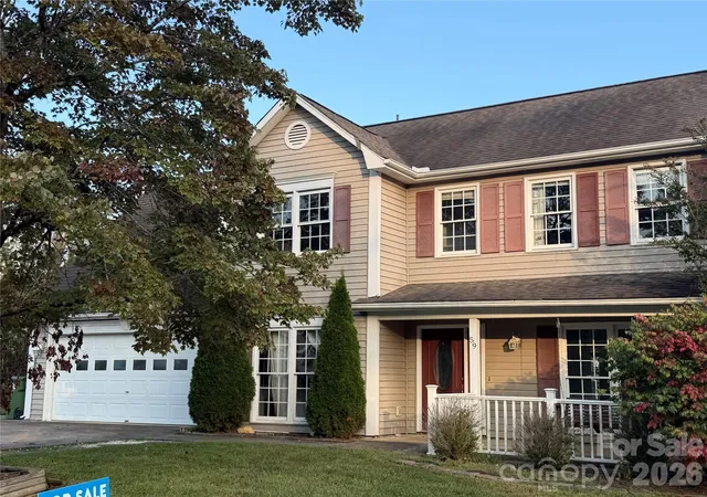 Photo 1 of Single family home for sale at 59 Southchase Dr, Fletcher, NC 28732 | MLS# 4425720 | Listing updated on 2026-10-01