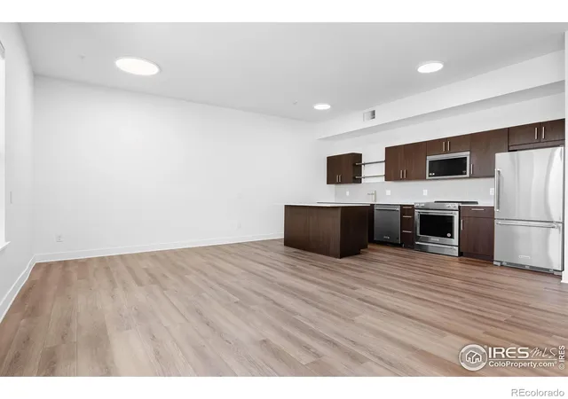 Listing Photo 4 - Condo for sale in building located at 1707 Walnut St, Boulder, CO 80302 - Unit #208