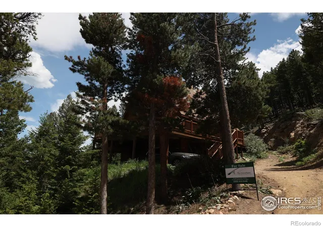 Photo 2 of Single family home for sale at 254 Arrowood Dr, Lyons, CO 80540 | MLS# IR1040180 | Listing updated on 2026-09-17