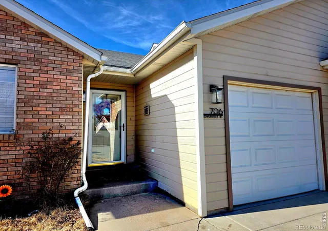 Photo 2 of Townhouse for sale at 706 Daniels St, Brush, CO 80723 | MLS# IR1041650 | Listing updated on 2026-09-17