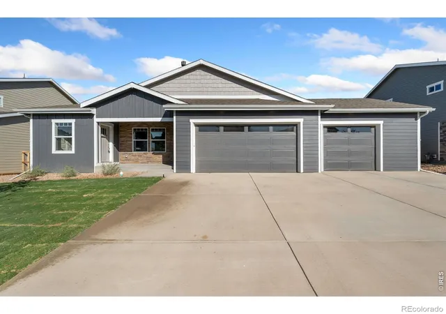 Photo 2 of Single family home for sale at 9048 Harlequin Cir, Longmont, CO 80504 | MLS# IR1043569 | Listing updated on 2026-09-18