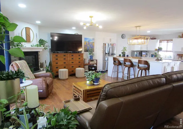 Photo 1 of Single family home for sale at 322 Vine St, Burlington, CO 80807 | MLS# IR1045297 | Listing updated on 2026-09-28