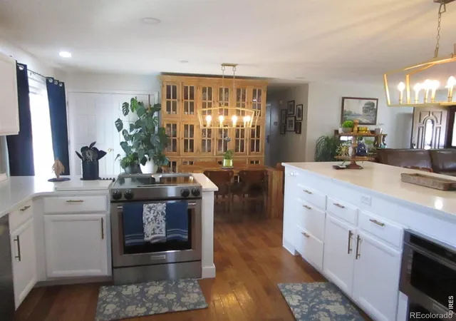 Photo 3 of Single family home for sale at 322 Vine St, Burlington, CO 80807 | MLS# IR1045297 | Listing updated on 2026-09-28