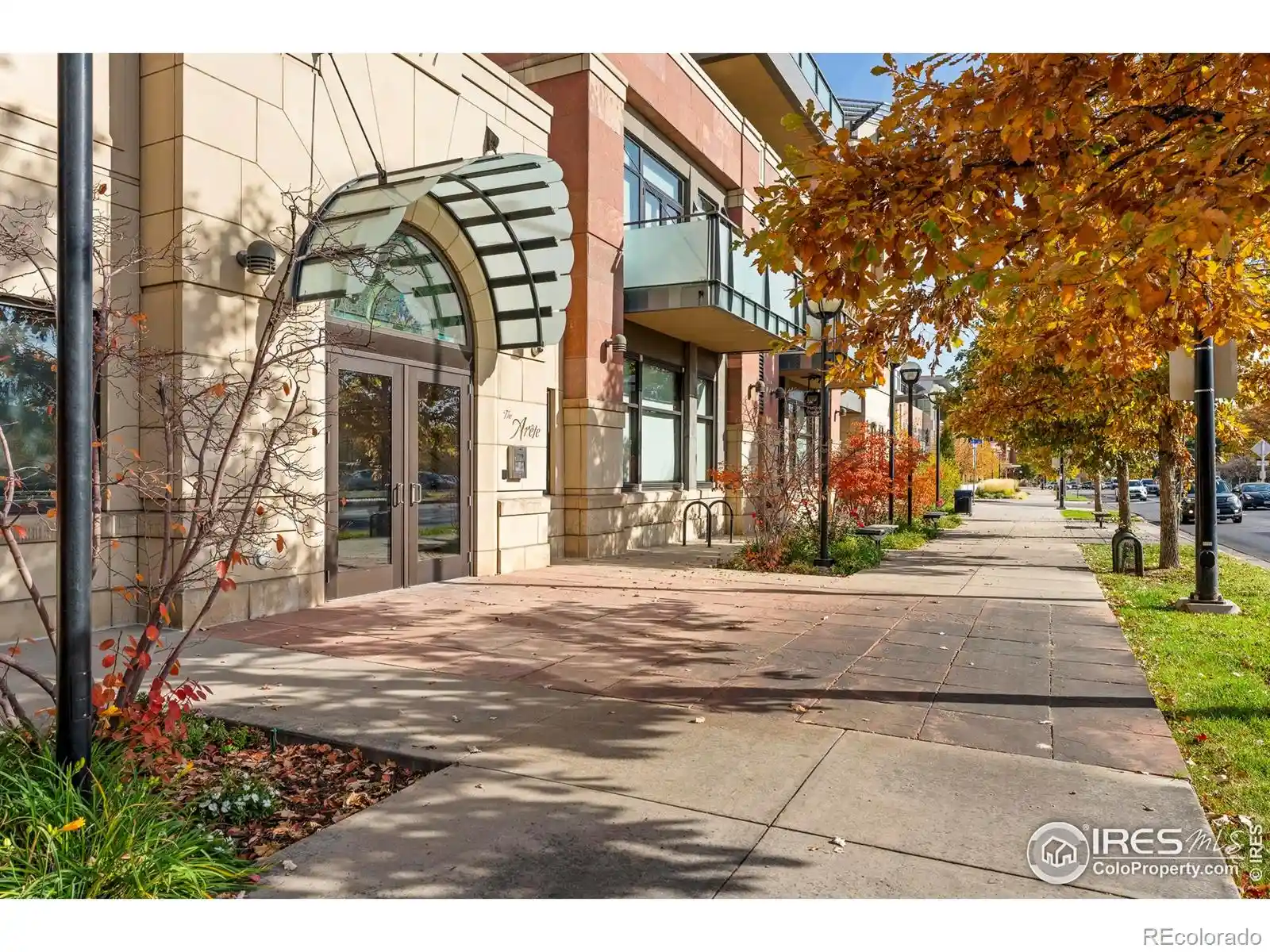 Listing Photo 2 - Condo for sale in 1077 Cyn Blvd located at 1077 Cyn Blvd, Boulder, CO 80302 - Unit #304
