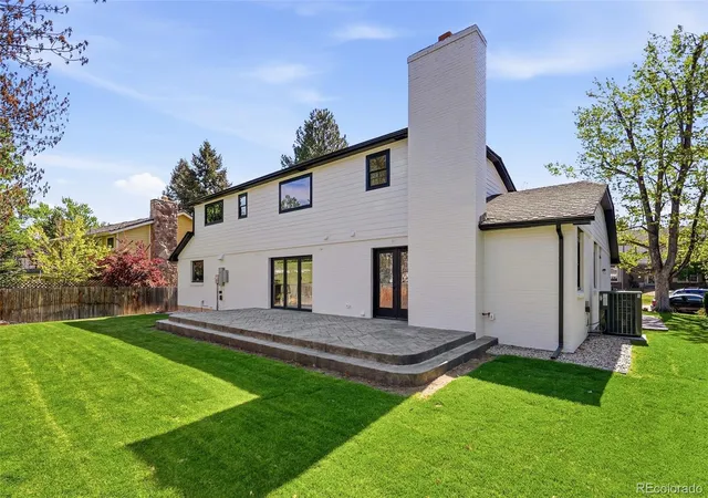 Photo 4 of Single family home for sale at 5557 S Hillside St, Greenwood Village, CO 80111 | MLS# 7279046 | Listing updated on 2026-10-03