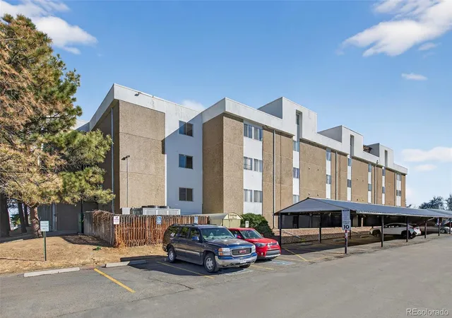 Photo 3 of Condo for sale at 384 S Ironton St #211, Aurora, CO 80012 | MLS# 7284798 | Listing updated on 2026-09-16