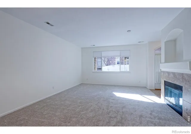 Photo 3 of Townhouse for sale at 11207 Osage Cir #B, Northglenn, CO 80234 | MLS# IR1052449 | Listing updated on 2026-09-17