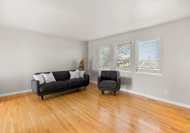 Photo 4 of Single family home for sale at 8285 Sunrise Dr, Elizabeth, CO 80107 | MLS# 8481705 | Listing updated on 2026-10-20