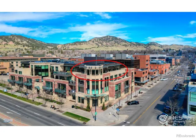 Photo 3 of Condo for sale at 1077 Canyon Blvd #403, Boulder, CO 80302 | MLS# IR1053441 | Listing updated on 2026-09-22