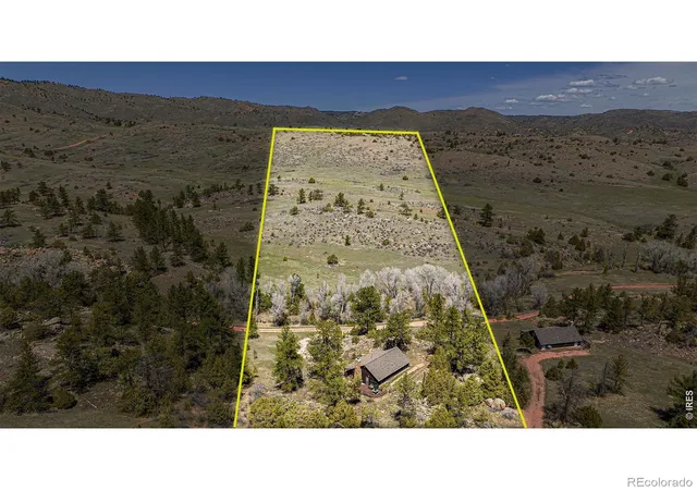 Photo 1 of Single family home for sale at 307 Brewster Ln, Livermore, CO 80536 | MLS# IR1053599 | Listing updated on 2026-09-17
