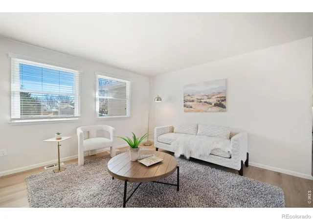 Photo 3 of Single family home for sale at 1217 Hunter Ct, Longmont, CO 80501 | MLS# IR1053621 | Listing updated on 2026-09-17