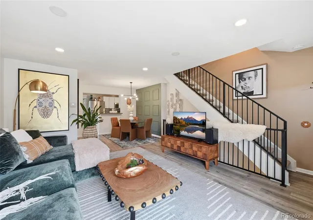 Photo 1 of Townhouse for sale at 4234 W Pondview Dr, Littleton, CO 80123 | MLS# 8808517 | Listing updated on 2026-09-17