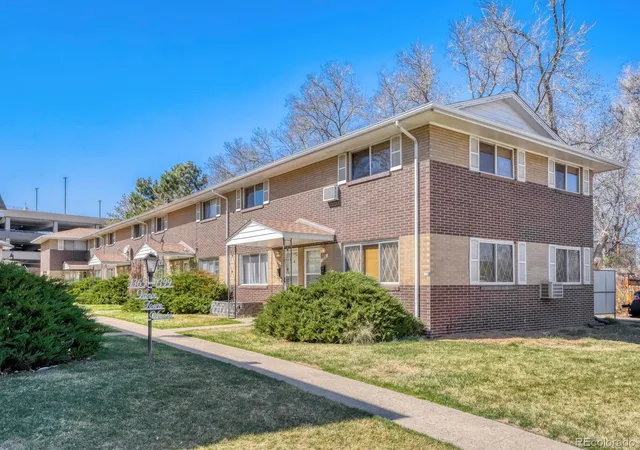 Photo 2 of Townhouse for sale at 1397 Vance St, Lakewood, CO 80214 | MLS# 8803164 | Listing updated on 2026-09-17