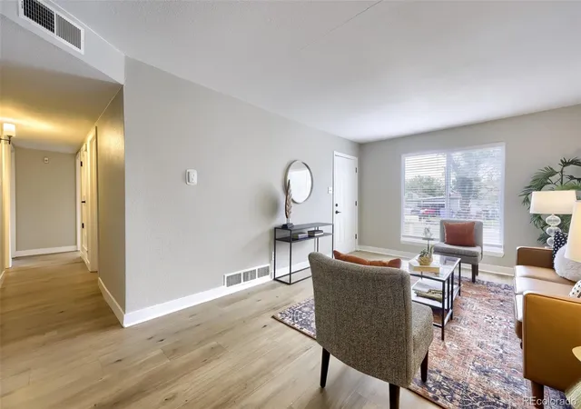 Photo 3 of Single family home for sale at 987 Vaughn St, Aurora, CO 80011 | MLS# 7739733 | Listing updated on 2026-09-16