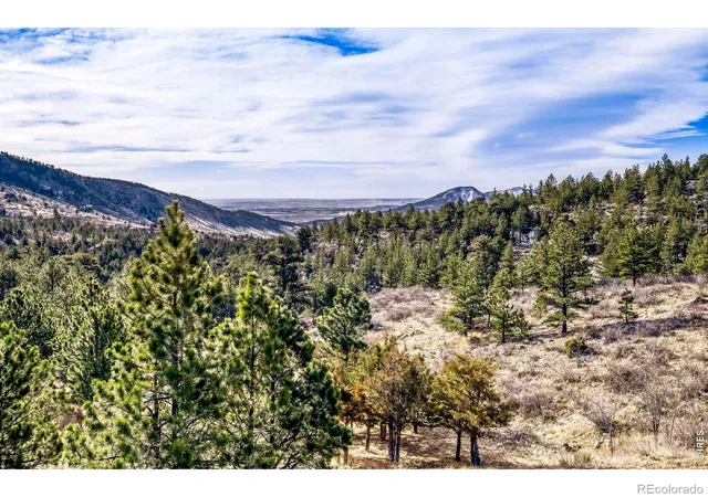 Photo 1 of Mansion for sale at 1042 Steamboat Valley Rd, Lyons, CO 80540 | MLS# IR1054553 | Listing updated on 2026-09-17