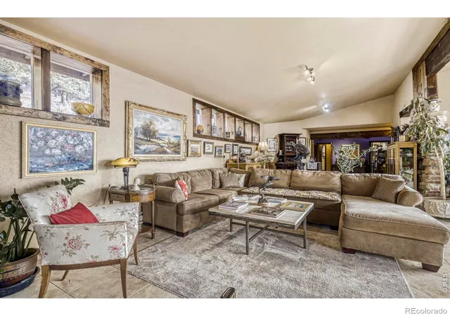 Photo 3 of Mansion for sale at 1042 Steamboat Valley Rd, Lyons, CO 80540 | MLS# IR1054553 | Listing updated on 2026-09-17