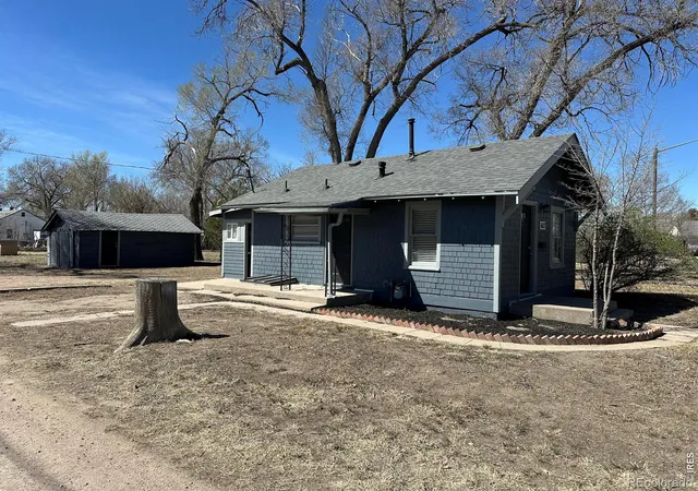 Photo 1 of Single family home for sale at 607 Broadway St, Sterling, CO 80751 | MLS# IR1054671 | Listing updated on 2026-09-17