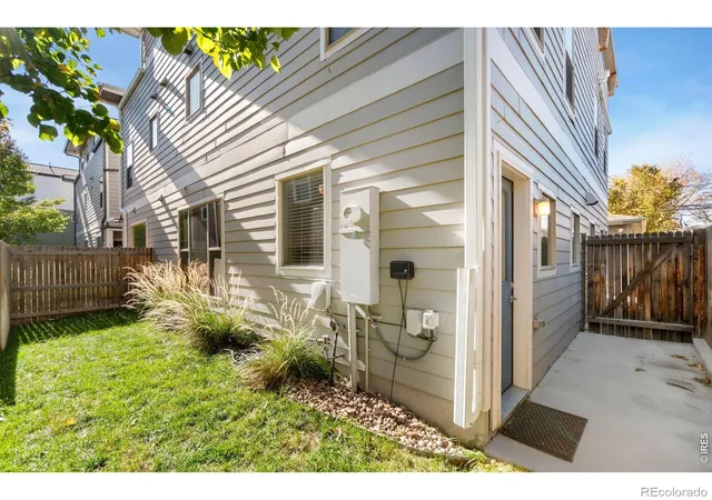 Photo 2 of Townhouse for sale at 1435 Irving St, Denver, CO 80204 | MLS# IR1054824 | Listing updated on 2026-10-06
