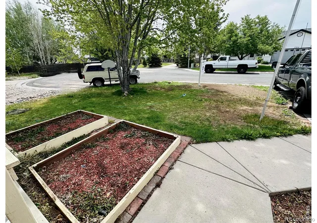 Photo 4 of Single family home for sale at 2105 Kiersi Ct, Johnstown, CO 80534 | MLS# IR1054894 | Listing updated on 2026-09-17