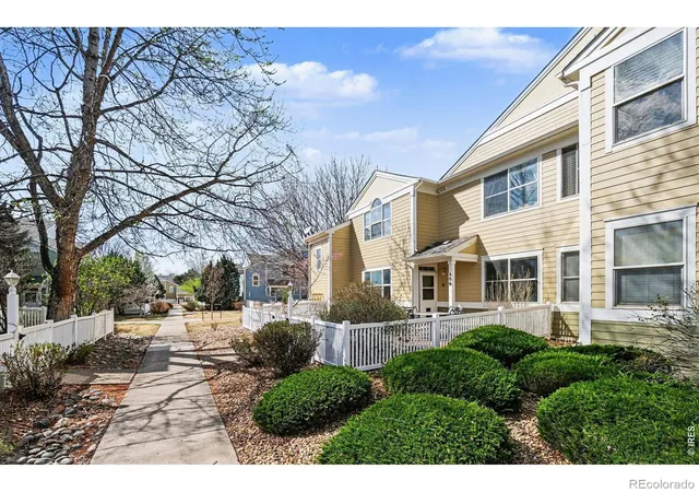 Photo 3 of Condo for sale at 640 Gooseberry Dr #806, Longmont, CO 80503 | MLS# IR1054918 | Listing updated on 2026-09-17
