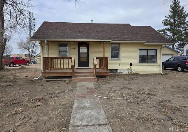 Photo 1 of Single family home for sale at 1013 W Beaver Ave, Fort Morgan, CO 80701 | MLS# IR1055429 | Listing updated on 2026-09-17