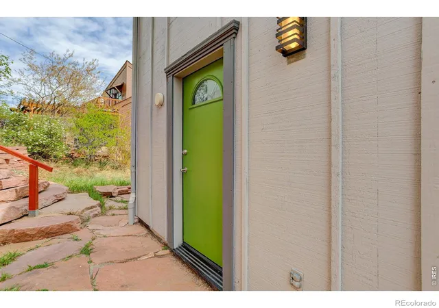 Photo 3 of Single family home for sale at 215 Ewald Ave, Lyons, CO 80540 | MLS# IR1056005 | Listing updated on 2026-09-17