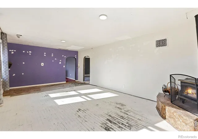 Photo 4 of Single family home for sale at 131 N 23rd Avenue, Greeley, CO 80631 | MLS# IR1056023 | Listing updated on 2026-10-06
