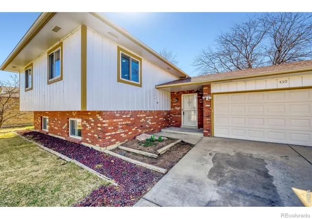 Photo 2 of Single family home for sale at 430 Elizabeth St, Fort Lupton, CO 80621 | MLS# IR1056038 | Listing updated on 2026-09-17