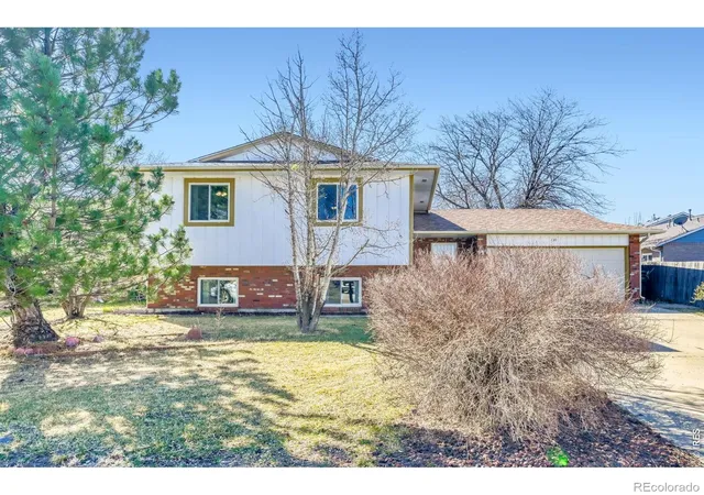 Photo 3 of Single family home for sale at 430 Elizabeth St, Fort Lupton, CO 80621 | MLS# IR1056038 | Listing updated on 2026-09-17