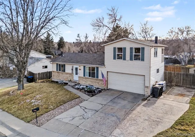 Photo 3 of Single family home for sale at 7181 Van Gordon St, Arvada, CO 80004 | MLS# 3210046 | Listing updated on 2026-10-17