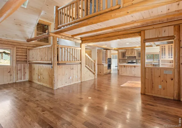 Photo 2 of Single family home for sale at 1101 Lexington Ln, Estes Park, CO 80517 | MLS# IR1056091 | Listing updated on 2026-09-17