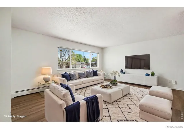 Photo 4 of Single family home for sale at 1225-1227 S Coffman St, Longmont, CO 80501 | MLS# IR1057427 | Listing updated on 2026-09-17
