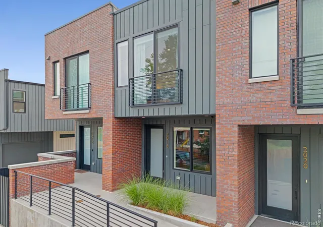 Photo 1 of Townhouse for sale at 2016 W 46th Avenue, Denver, CO 80211 | MLS# IR1057671 | Listing updated on 2026-09-21