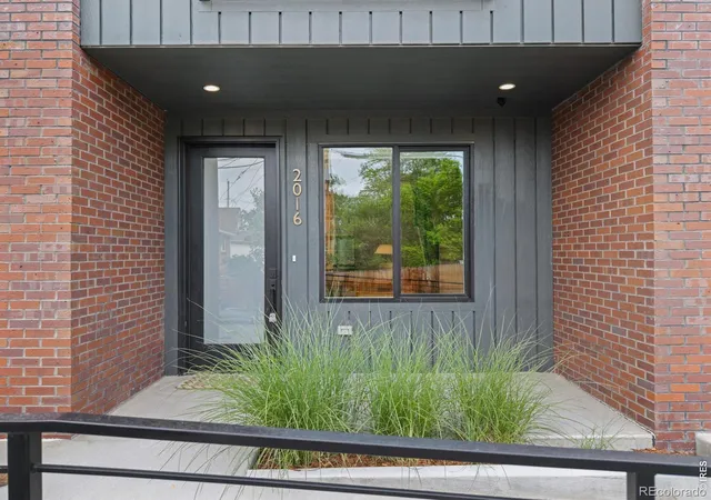Photo 2 of Townhouse for sale at 2016 W 46th Avenue, Denver, CO 80211 | MLS# IR1057671 | Listing updated on 2026-09-21